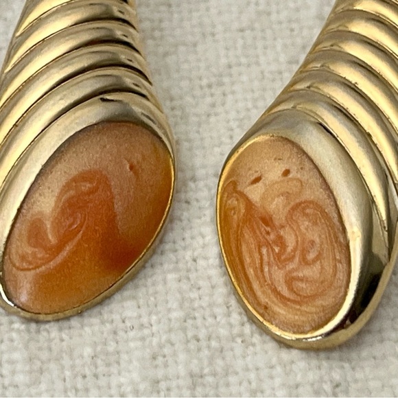 Vintage 80’s 90’s Gold Tone Peach Copper Tone Swirl Bugle Cone Cornucopia - Picture 4 of 5